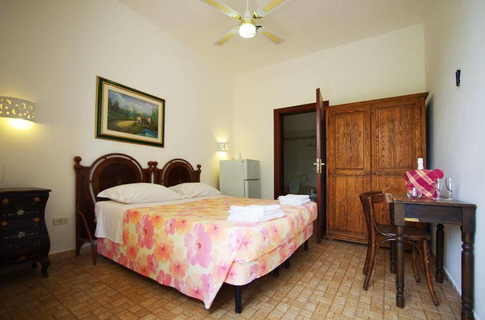 Bioagriturismo Masseria Sciaiani Piccola Villa Castelli Esterno foto